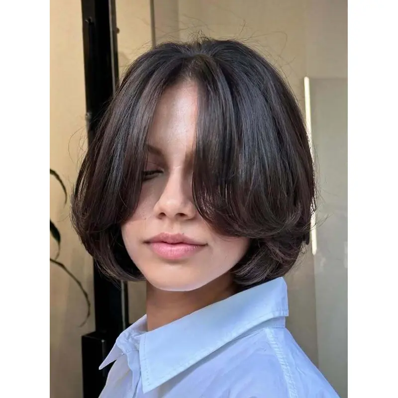 Medium Bob Wig 10" Synthetic Black Wavy Chin Length Wigs