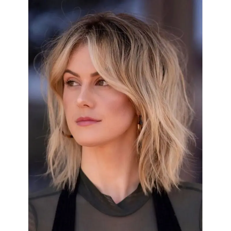 Medium Length Layered Wigs Wavy Synthetic Wigs Lace Front Wigs